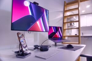 Best Laptop Docking Stations for Dual Monitors in 2026